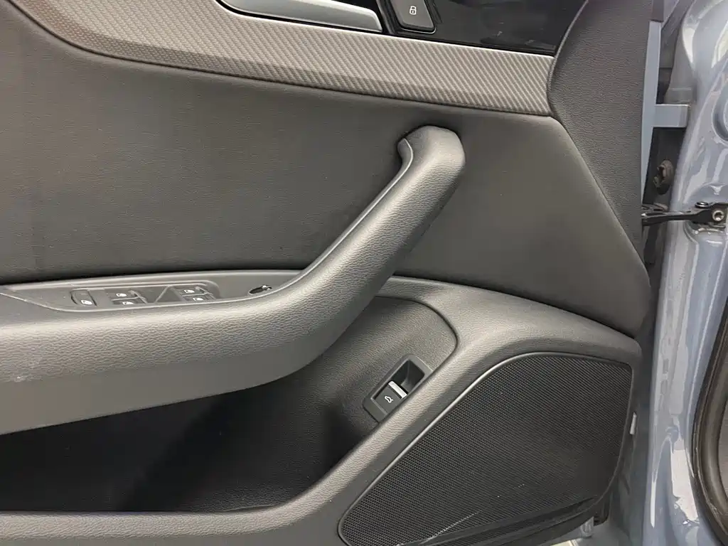 Audi A4L — миниатюра 20