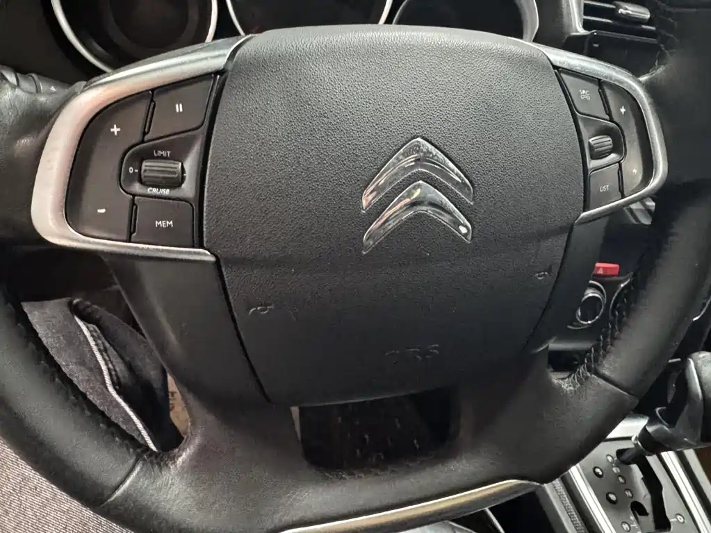 Citroen C4L 2013 1.6THP AT