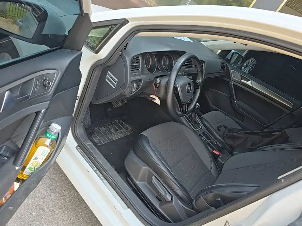 Volkswagen Golf — миниатюра 16