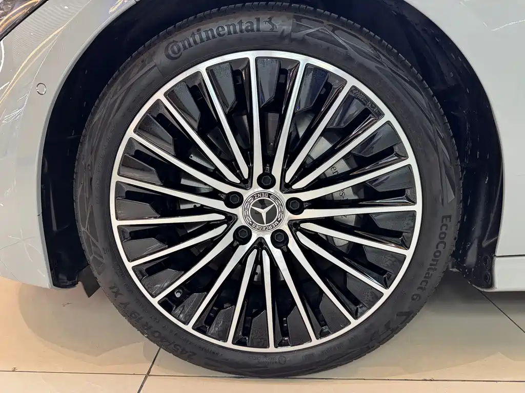 Mercedes-Benz CLE — миниатюра 9