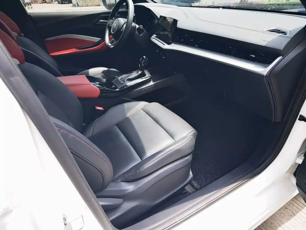 MG MG5 — миниатюра 9