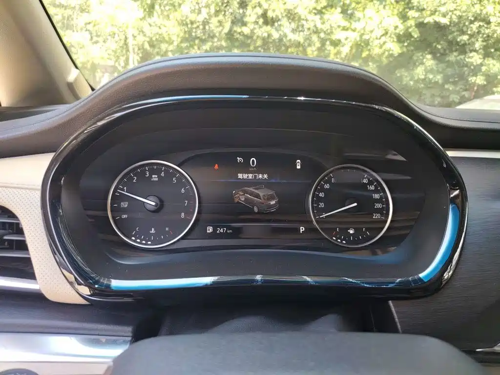 Buick GL8 — миниатюра 4