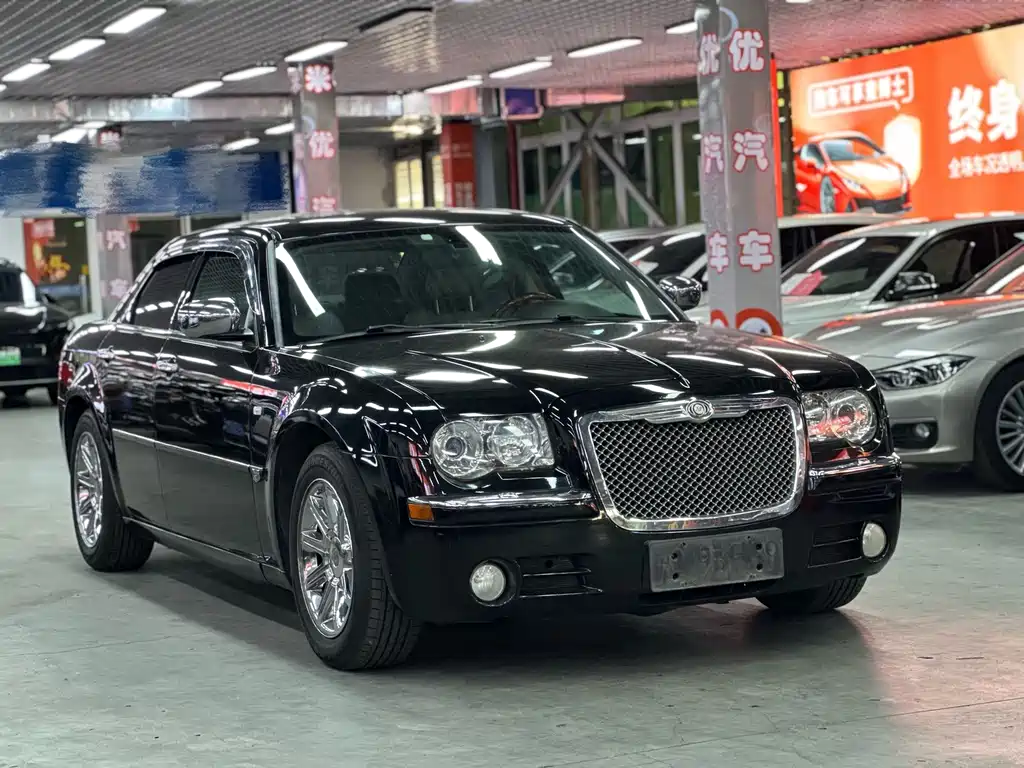 Chrysler 300C — миниатюра 5