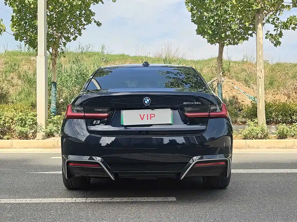 BMW i3 — миниатюра 8