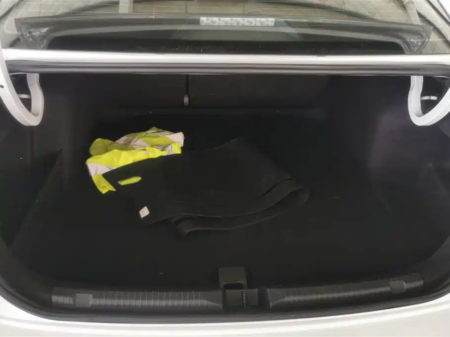 Volkswagen Bora 2020 1.5L AT Comfort