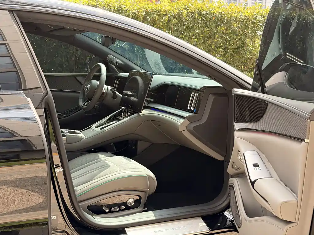 Denza Denza Z9GT — миниатюра 8