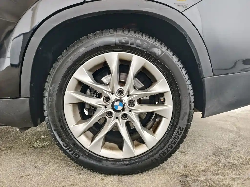 BMW X1 — миниатюра 13