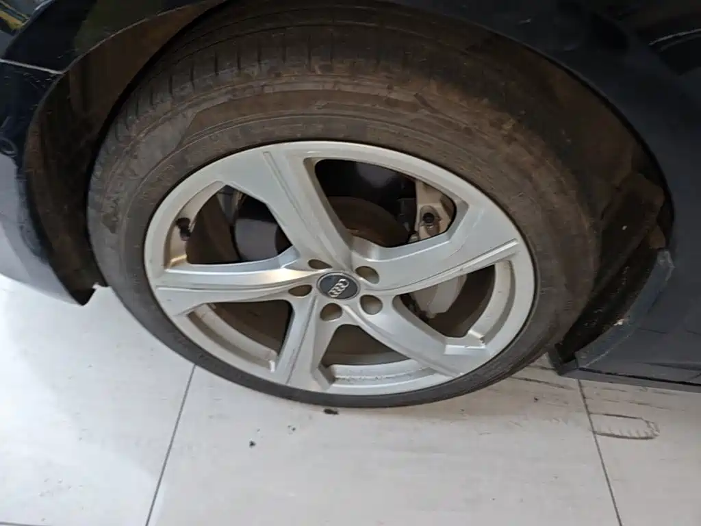 Audi A6L — миниатюра 23