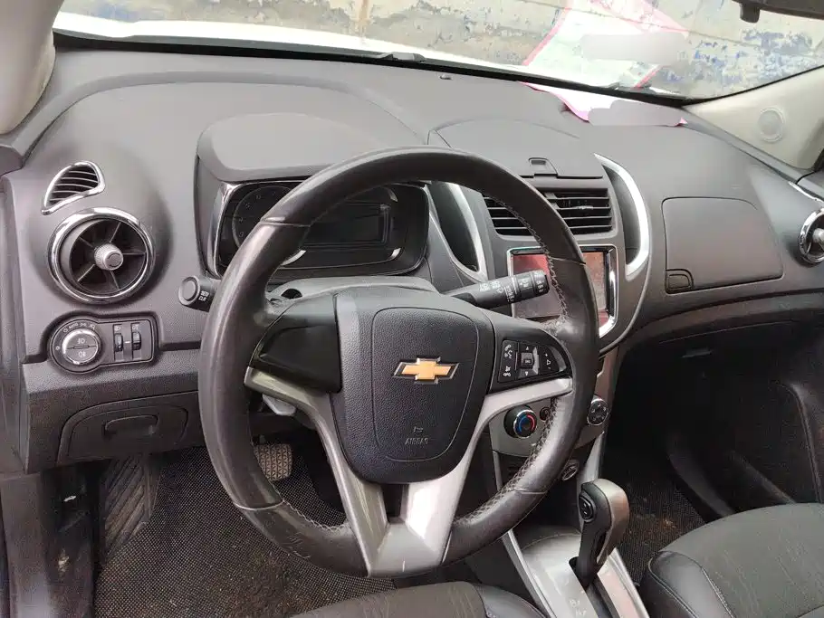 Chevrolet Trax — миниатюра 12