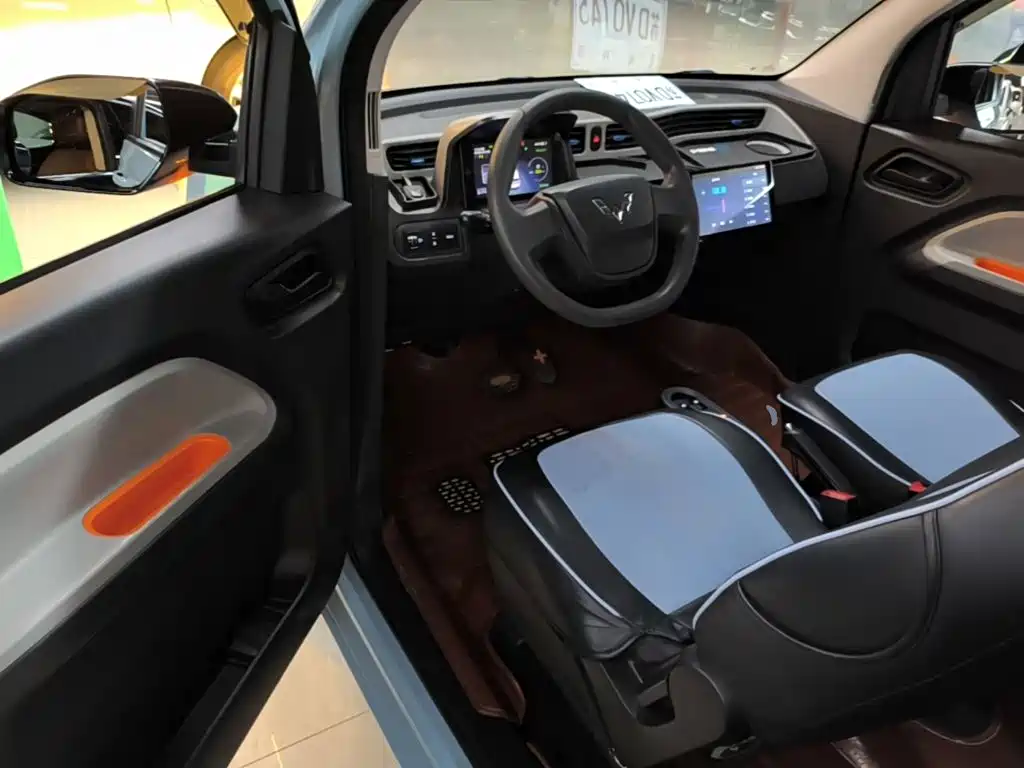Wuling MINIEV — миниатюра 16