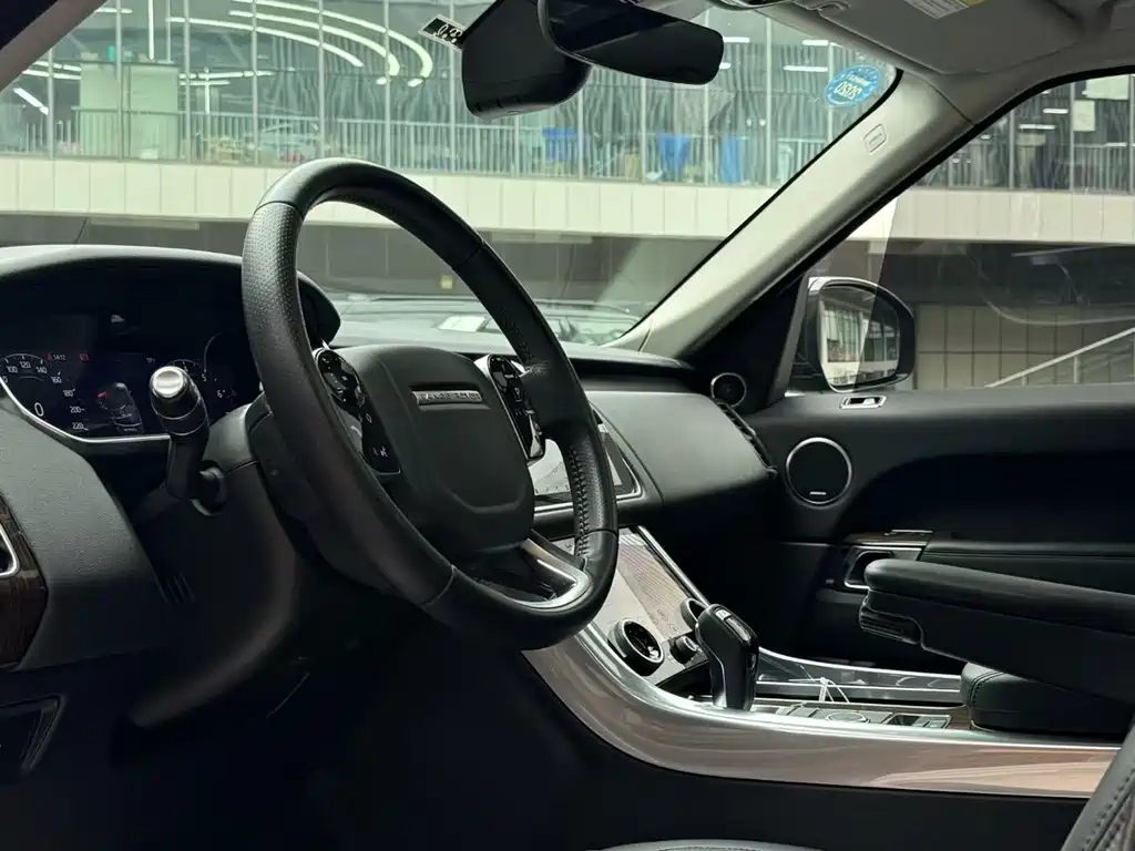 Land Rover Range Rover Sport Sport 2018 P400e