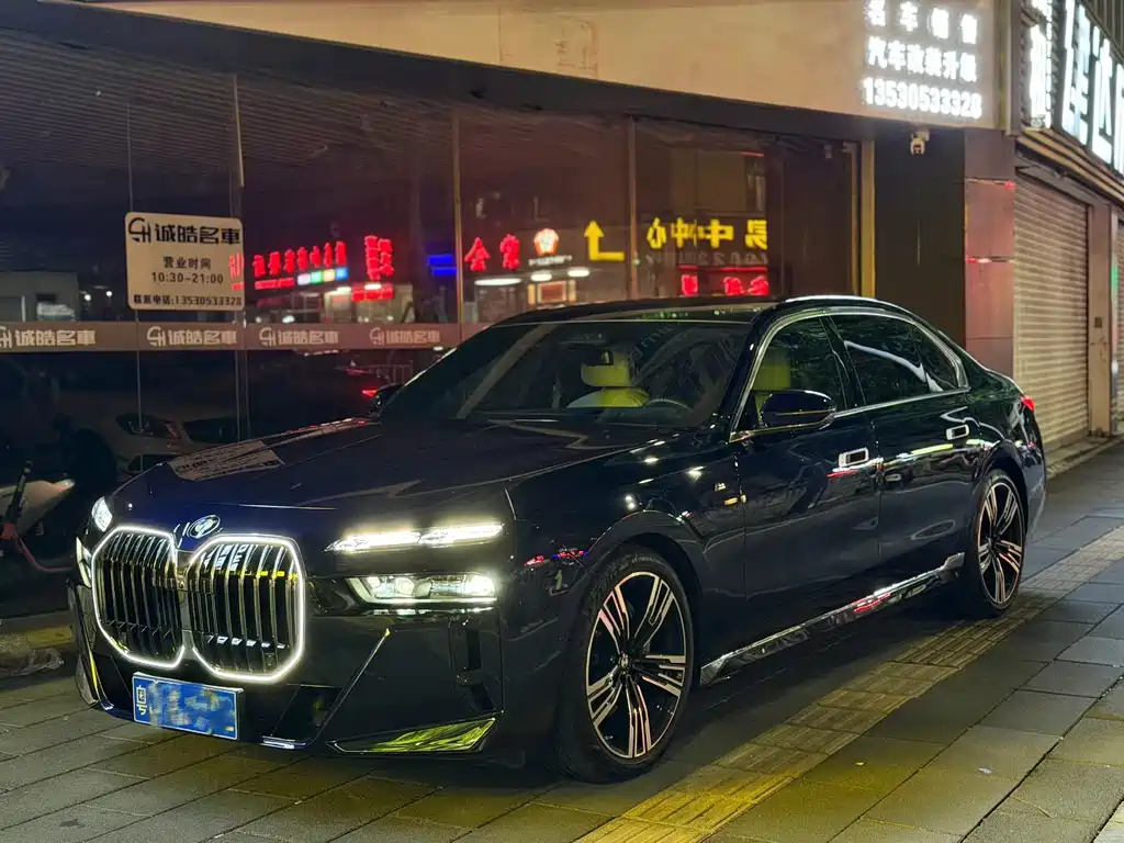 BMW 7 Series 7 2023 740Li Premium M Sport