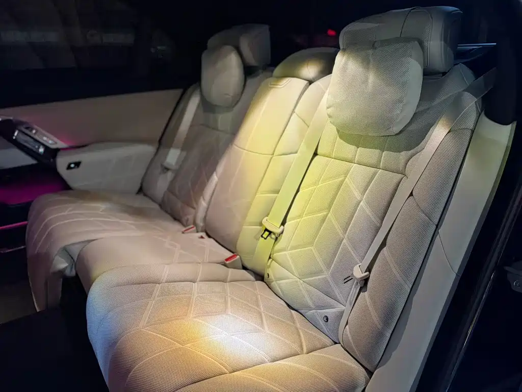 BMW 7 Series 7 2023 740Li Premium M Sport