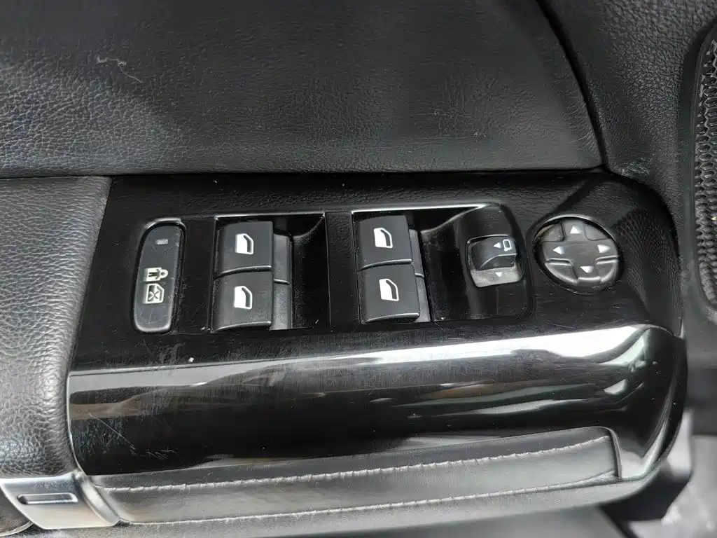Citroen C6 — миниатюра 9