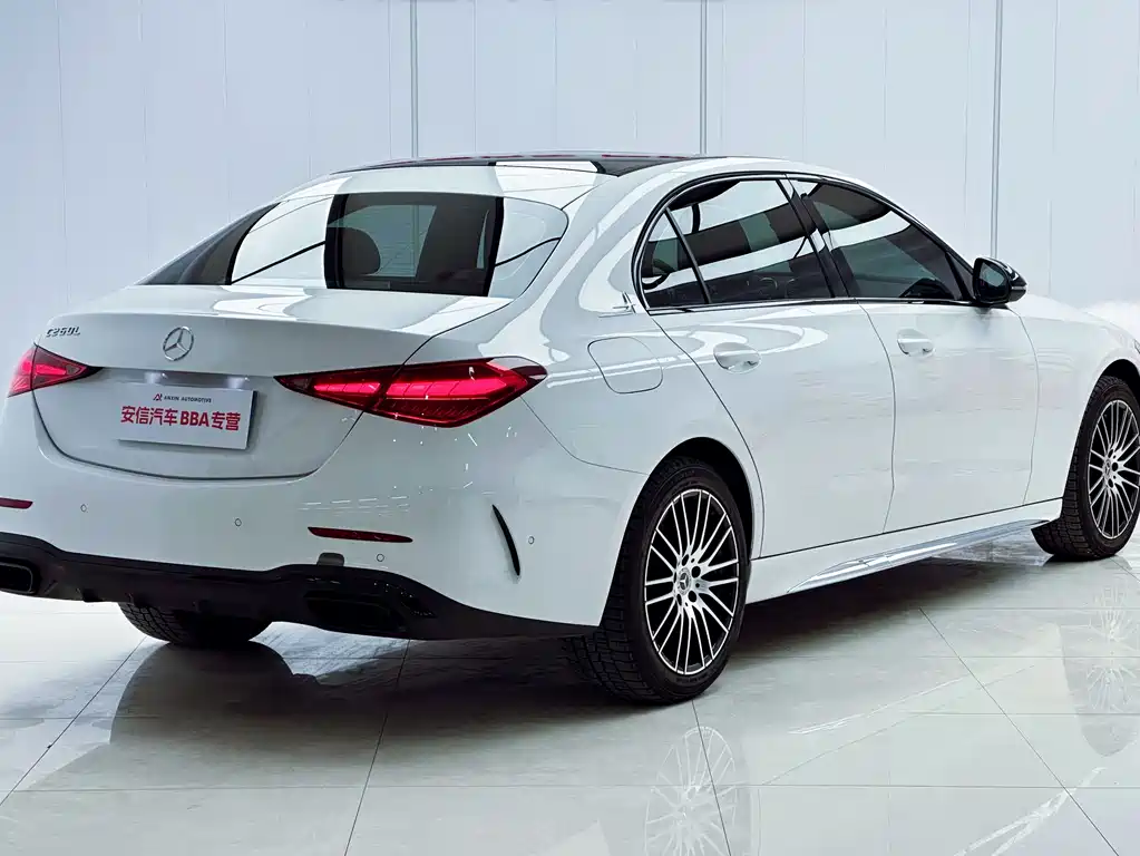 MERCEDES-BENZ C CLASS