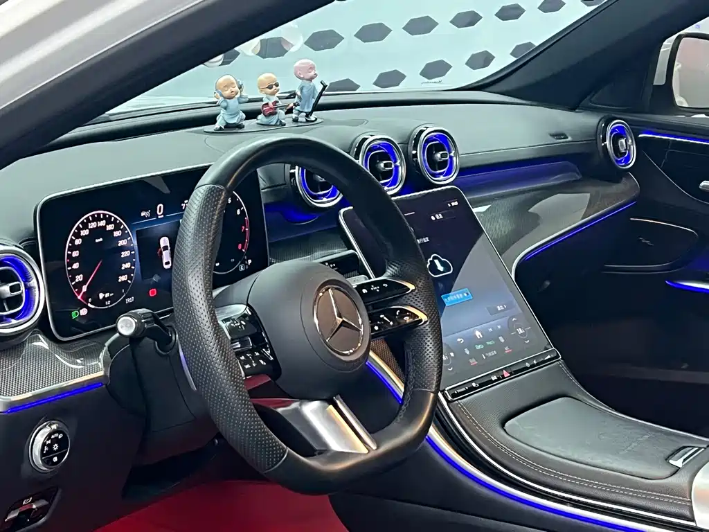 Mercedes-Benz C-Class — миниатюра 5
