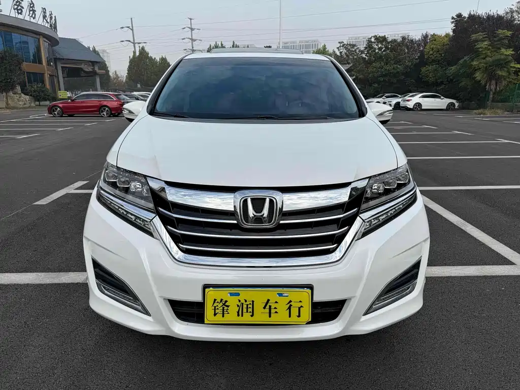 Honda Elysion 2016 2.4L Luxury