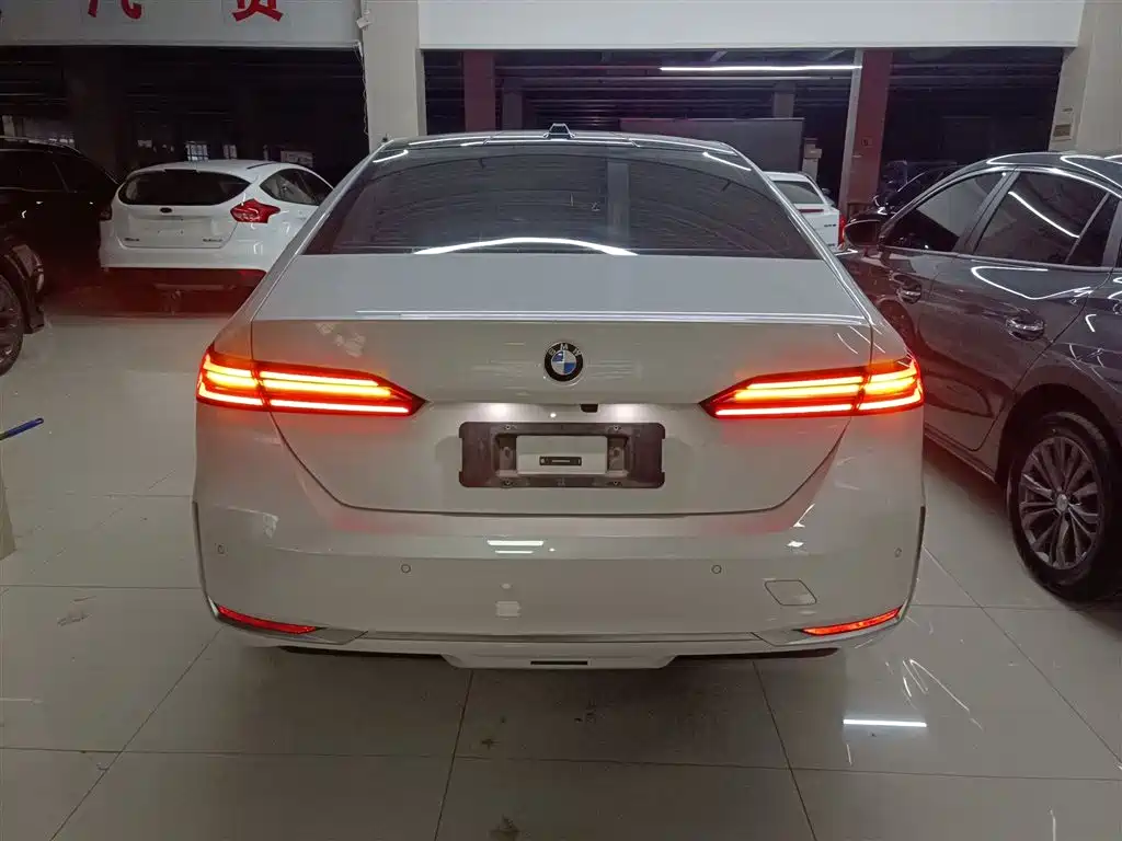 BMW 5 Series 5 2024 530Li Lead Luxury