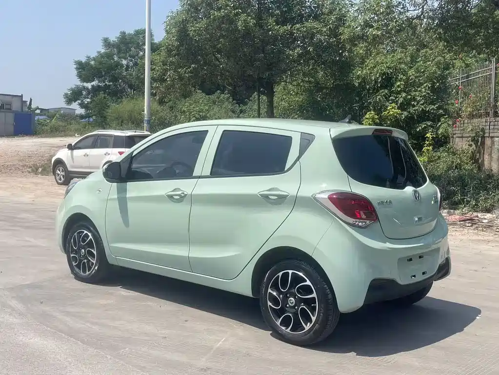 Changan Benben E-Star — миниатюра 7