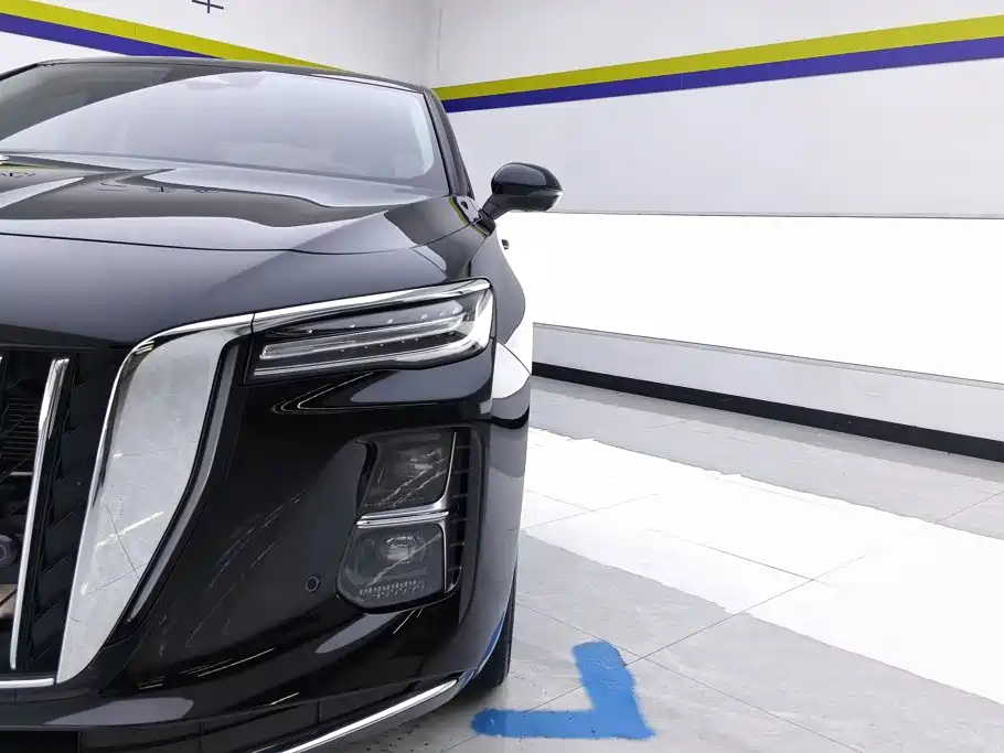 Hongqi Hongqi H5 PHEV — миниатюра 5
