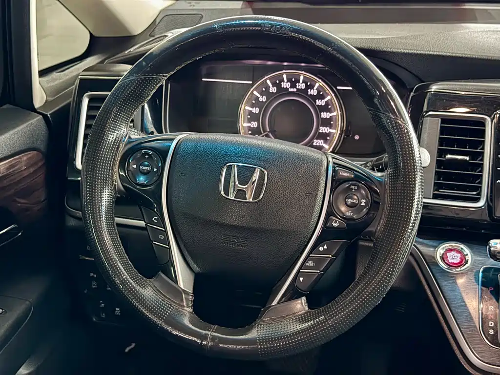 Honda Elysion — миниатюра 8