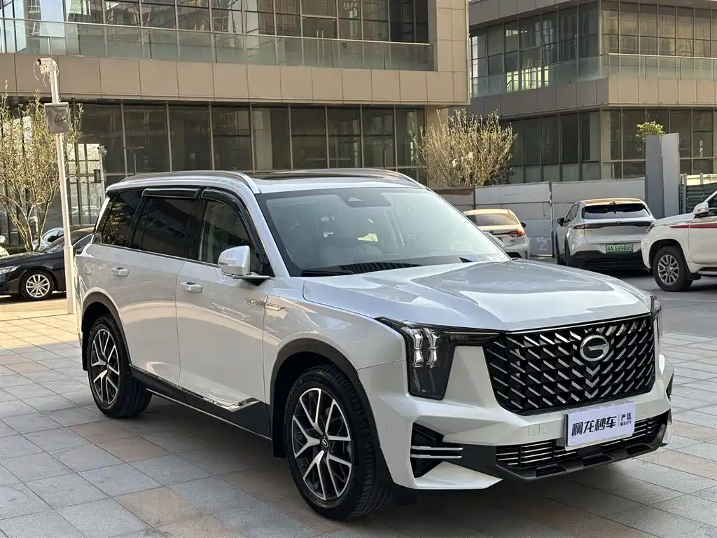 GAC TRUMPCHI GS8