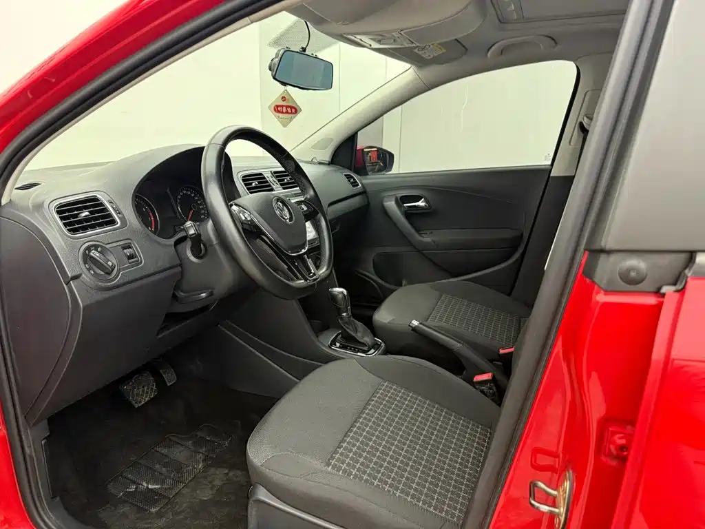 Volkswagen Polo — миниатюра 9