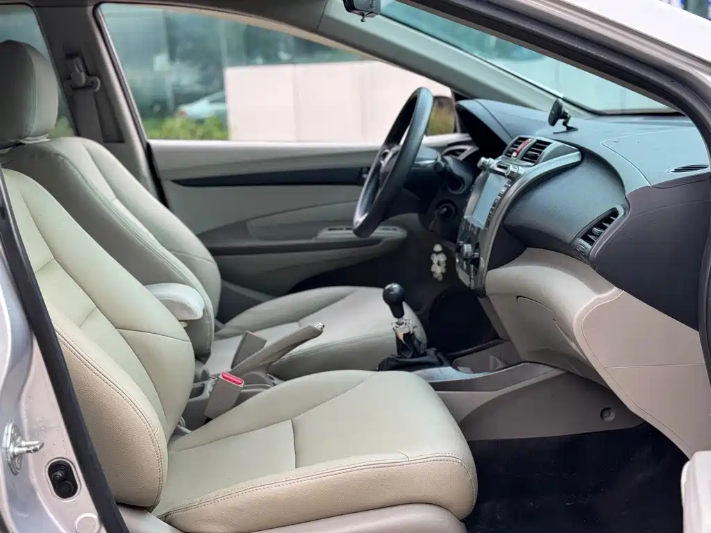 Honda City Classic — миниатюра 8
