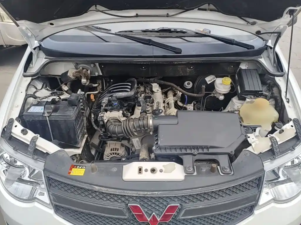 Wuling Hongguang — миниатюра 20