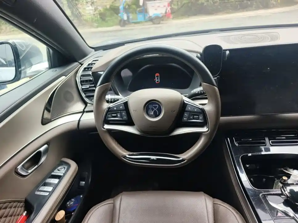 BYD Han — миниатюра 15