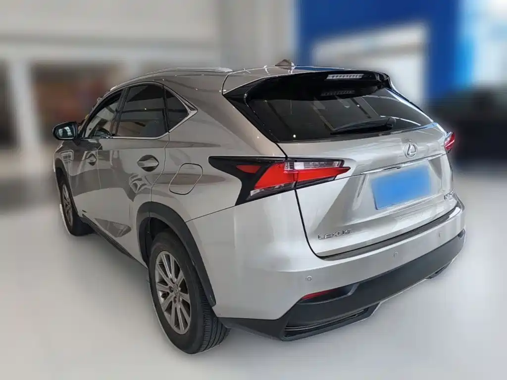 Lexus NX — миниатюра 7