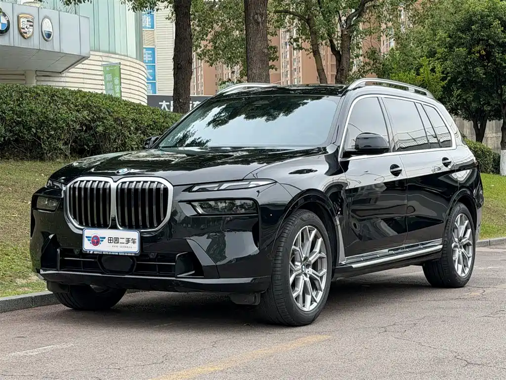 BMW X7 2024