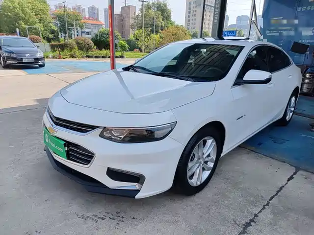 Chevrolet Malibu XL