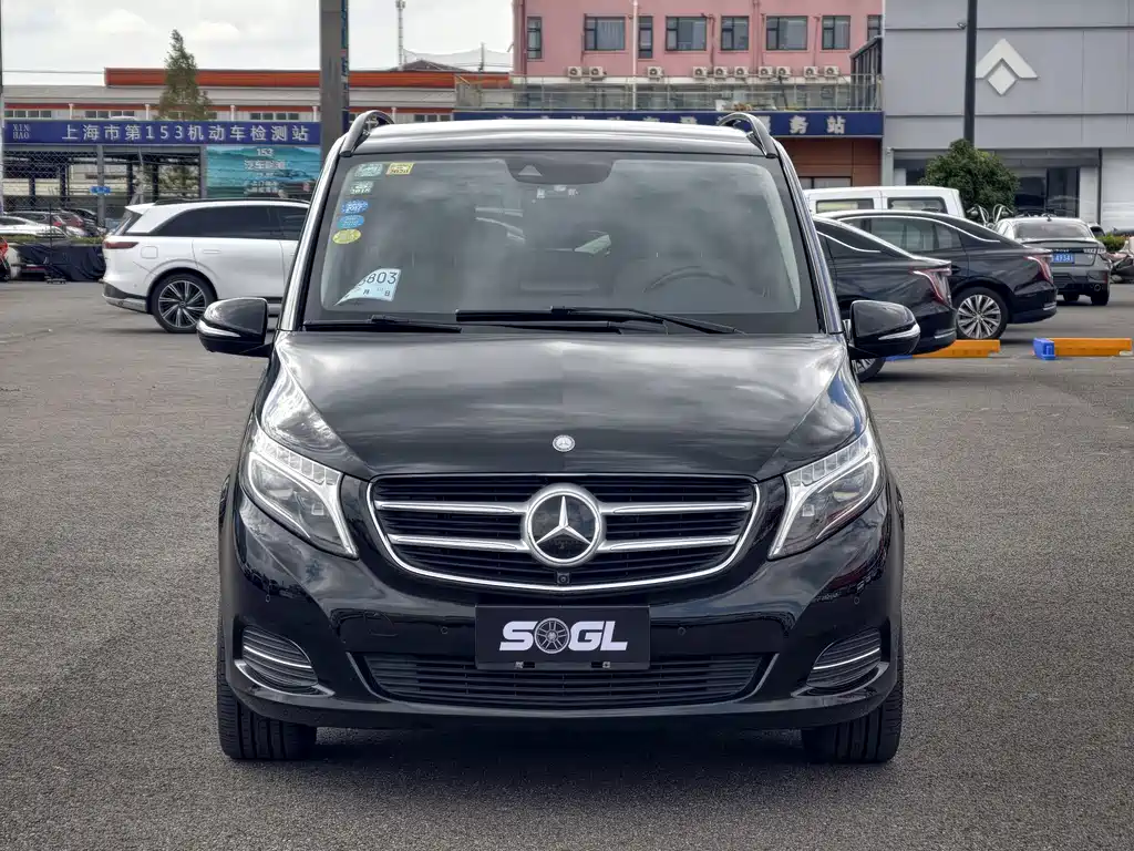 Mercedes-Benz V-Class — миниатюра 2