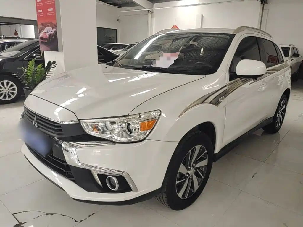 Mitsubishi ASX — миниатюра 2