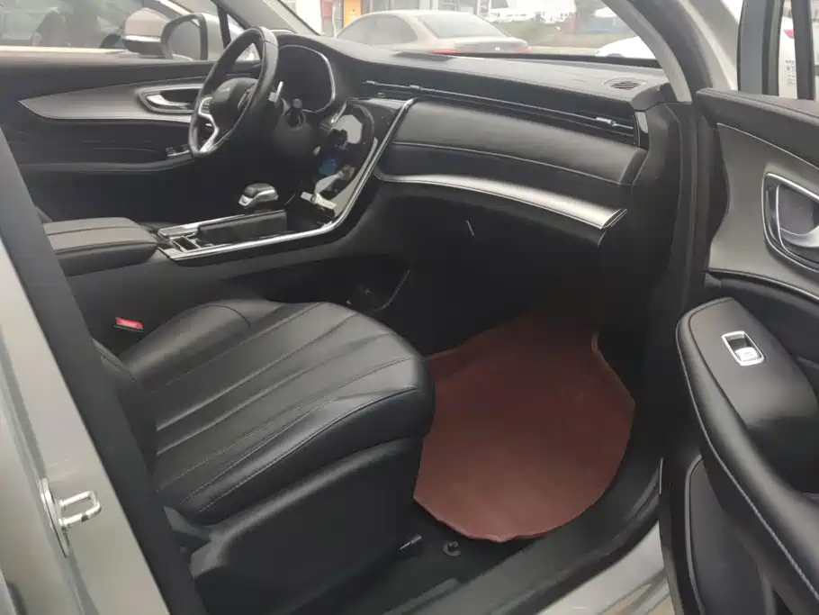 Roewe RX5 MAX — миниатюра 8