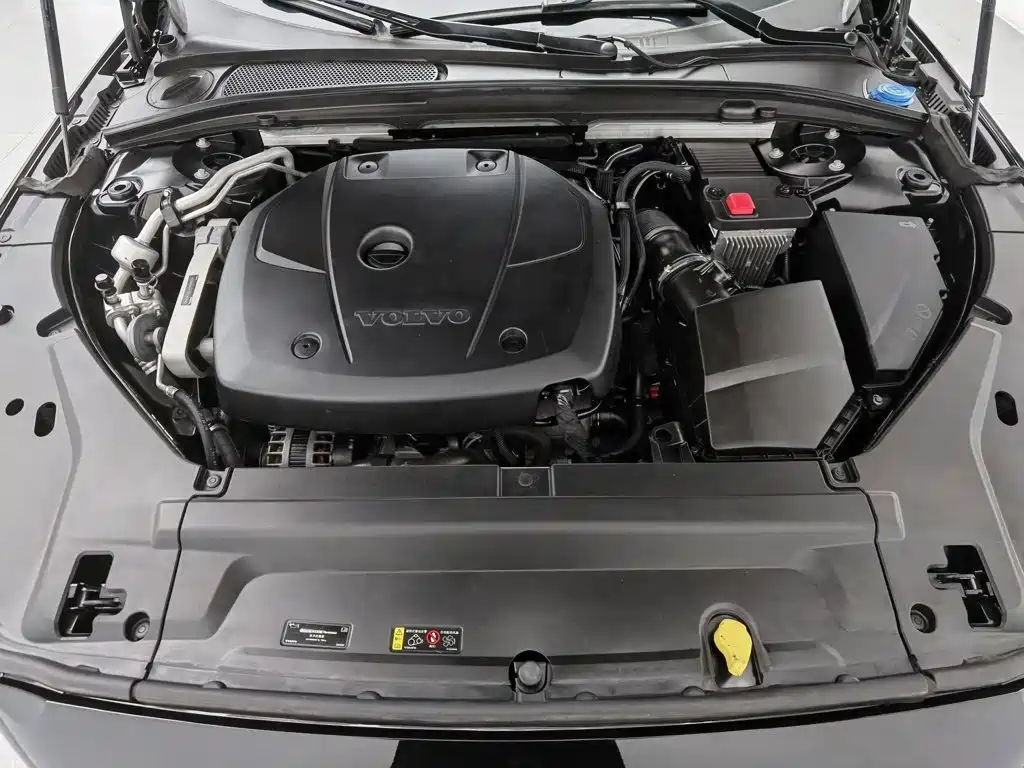 Volvo S90 — миниатюра 6