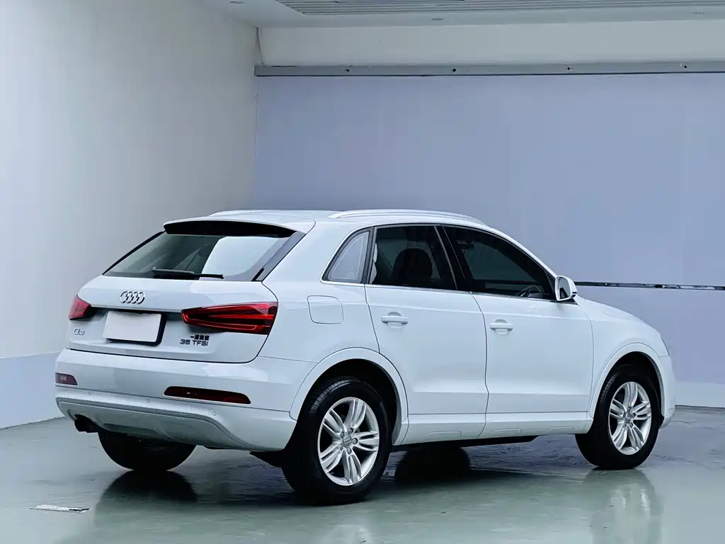 Audi Q3 — миниатюра 6