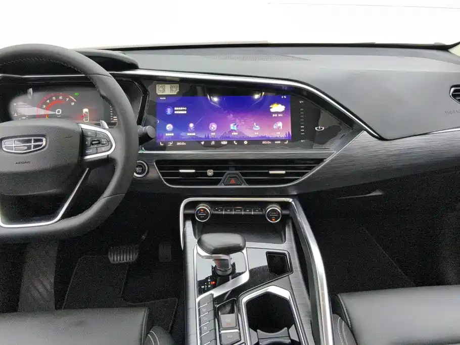 Geely Xingyue — миниатюра 13