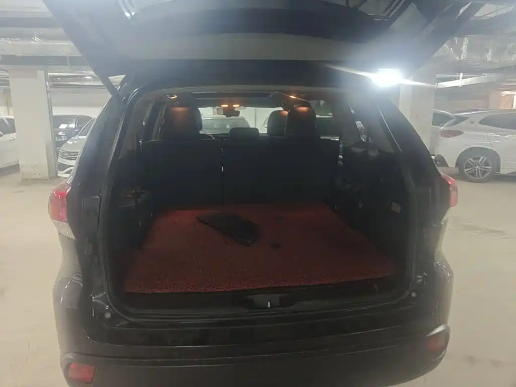 Toyota Highlander — миниатюра 15