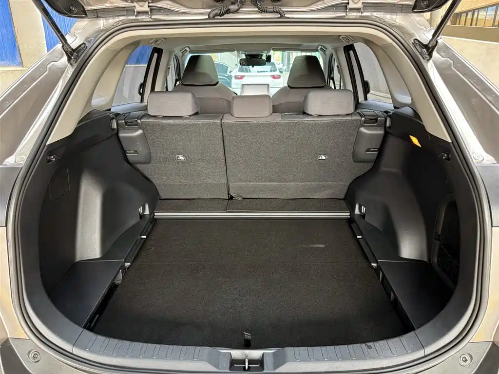 Toyota RAV4 2022 2.5L E-CVT Elite