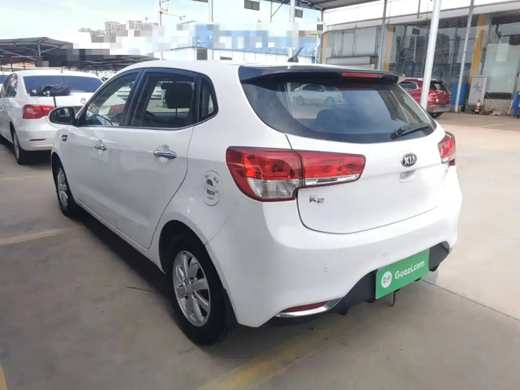 Kia K2 — миниатюра 5