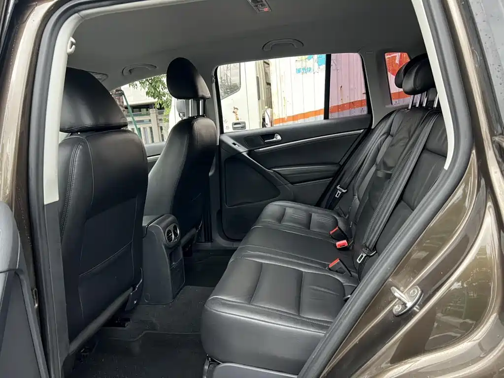 Volkswagen Tiguan — миниатюра 8