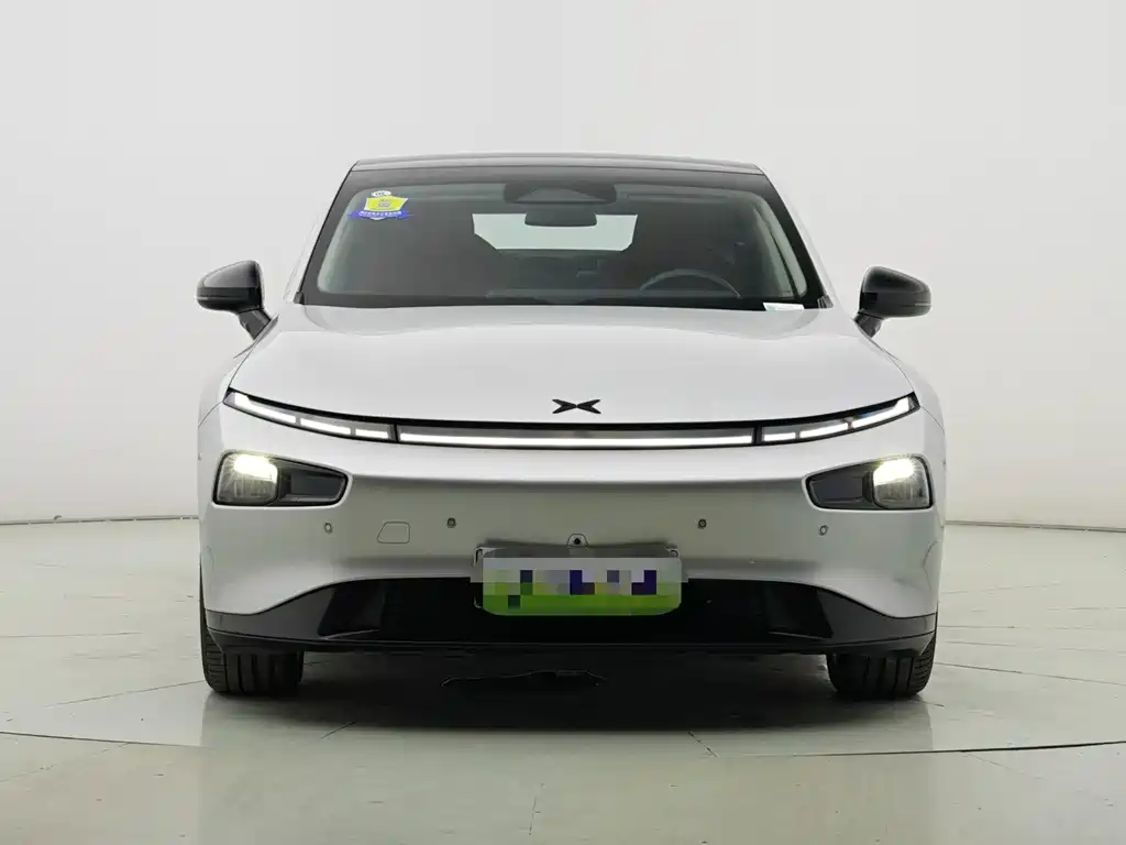 XPeng P7 — миниатюра 3