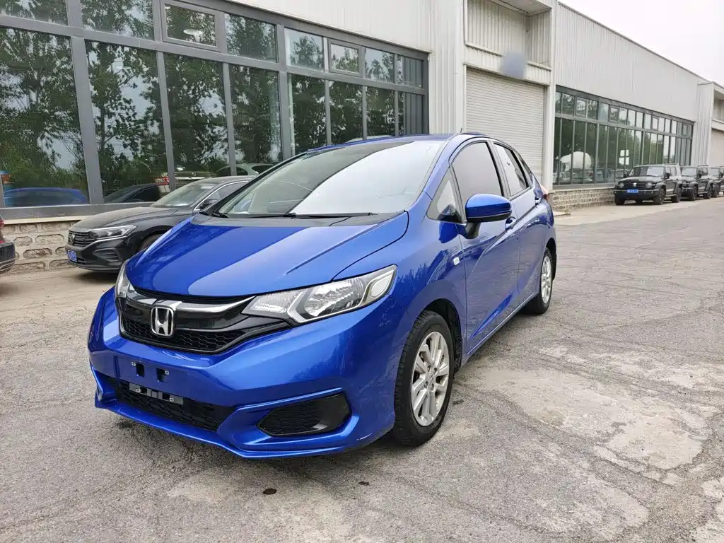 Honda Fit 2018 1.5L CVT Comfort Sunroof Edition