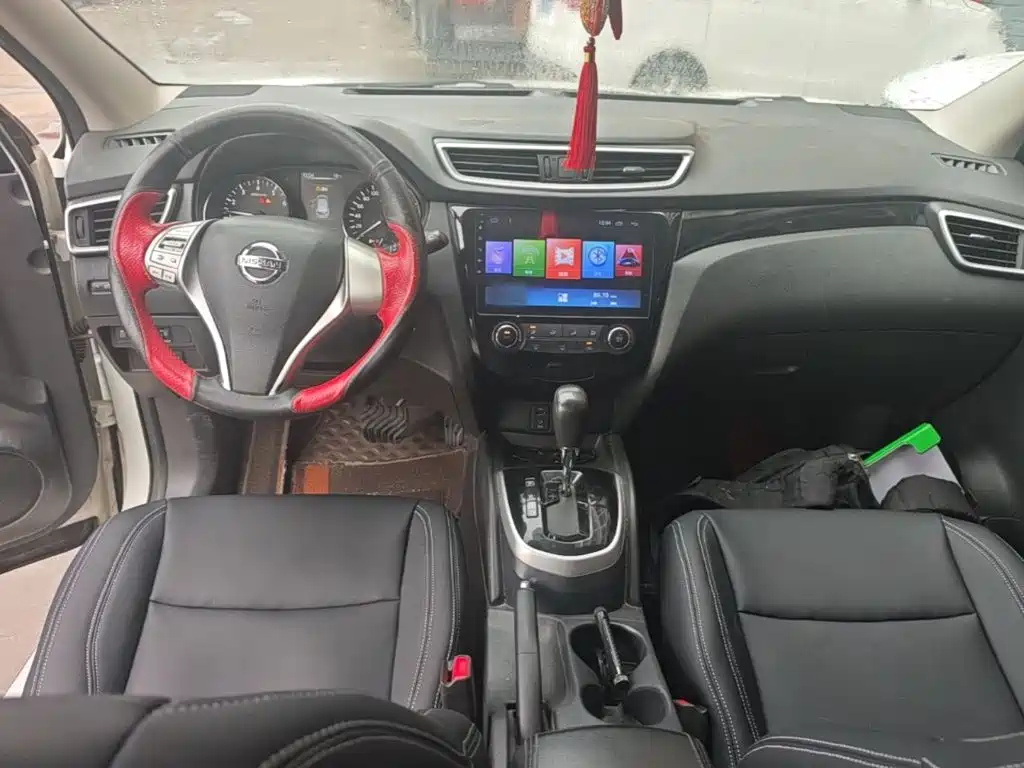 Nissan Qashqai — миниатюра 10