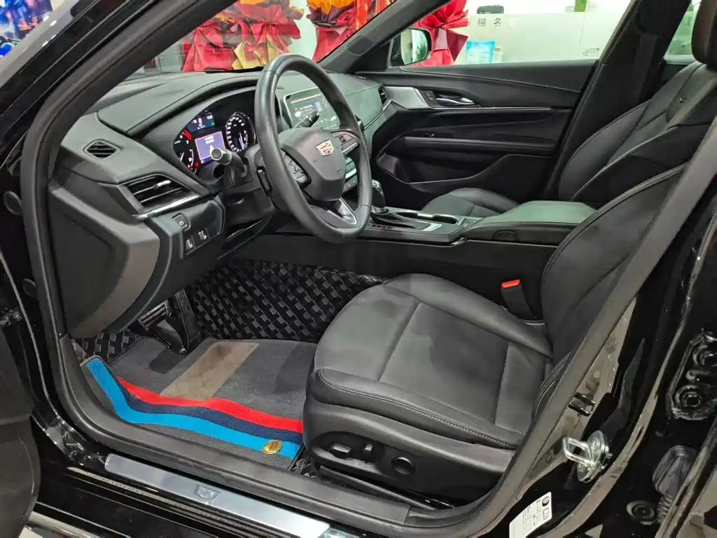 Cadillac CT4 — миниатюра 7