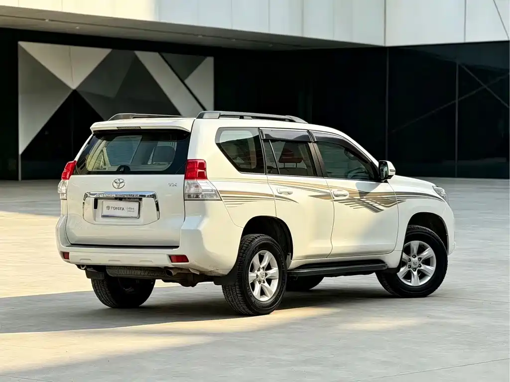 Toyota Prado (Import) — миниатюра 4