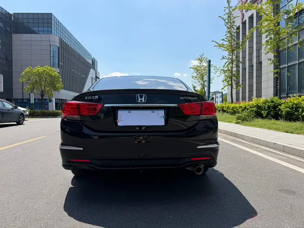 Honda Spirior — миниатюра 6