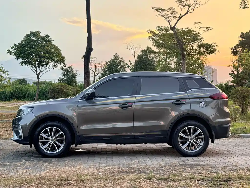 Geely Boyue — миниатюра 7